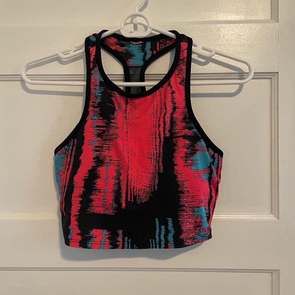 Crop top sports bra